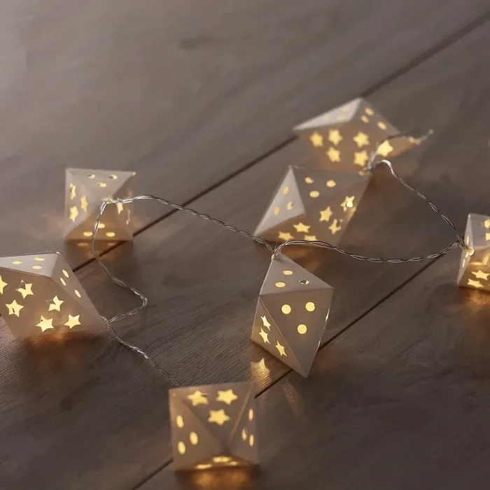DecoKingCatena luminosa RichiLunghezza totale 165 cm, numero lampadine 10 pz, con alimentazione a batteria