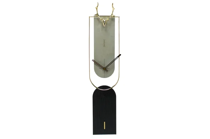 Design Wanduhr ‘THE UPSIDE DOWN.’