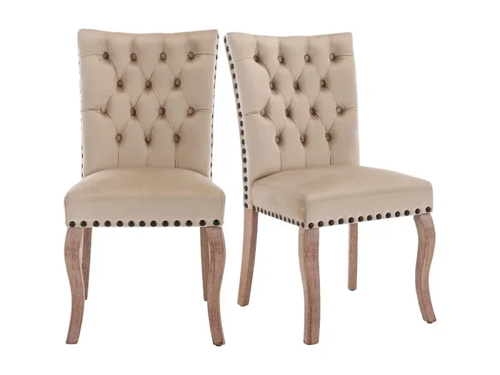 Set di 2 sedie in velluto color cammello chiaro con gambe in legno curvato e rivetti neri